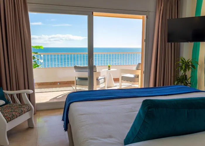 Apartamentos La Jabega